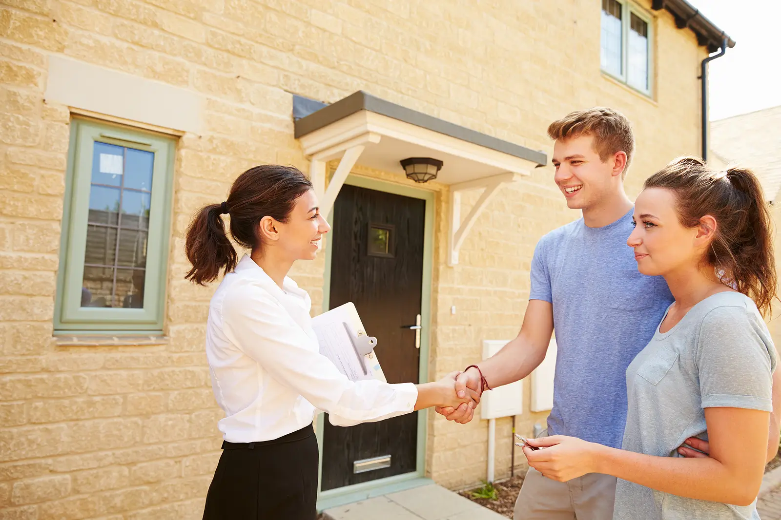 Lease Smarter, Not Harder: How Charlotte Landlords Can Avoid Costly Tenant Disputes